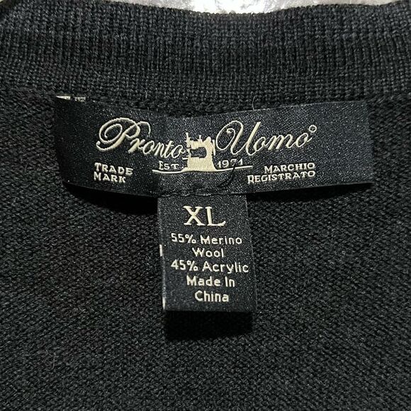 Pronto Uomo Merino Wool Vest - Picture 4 of 8